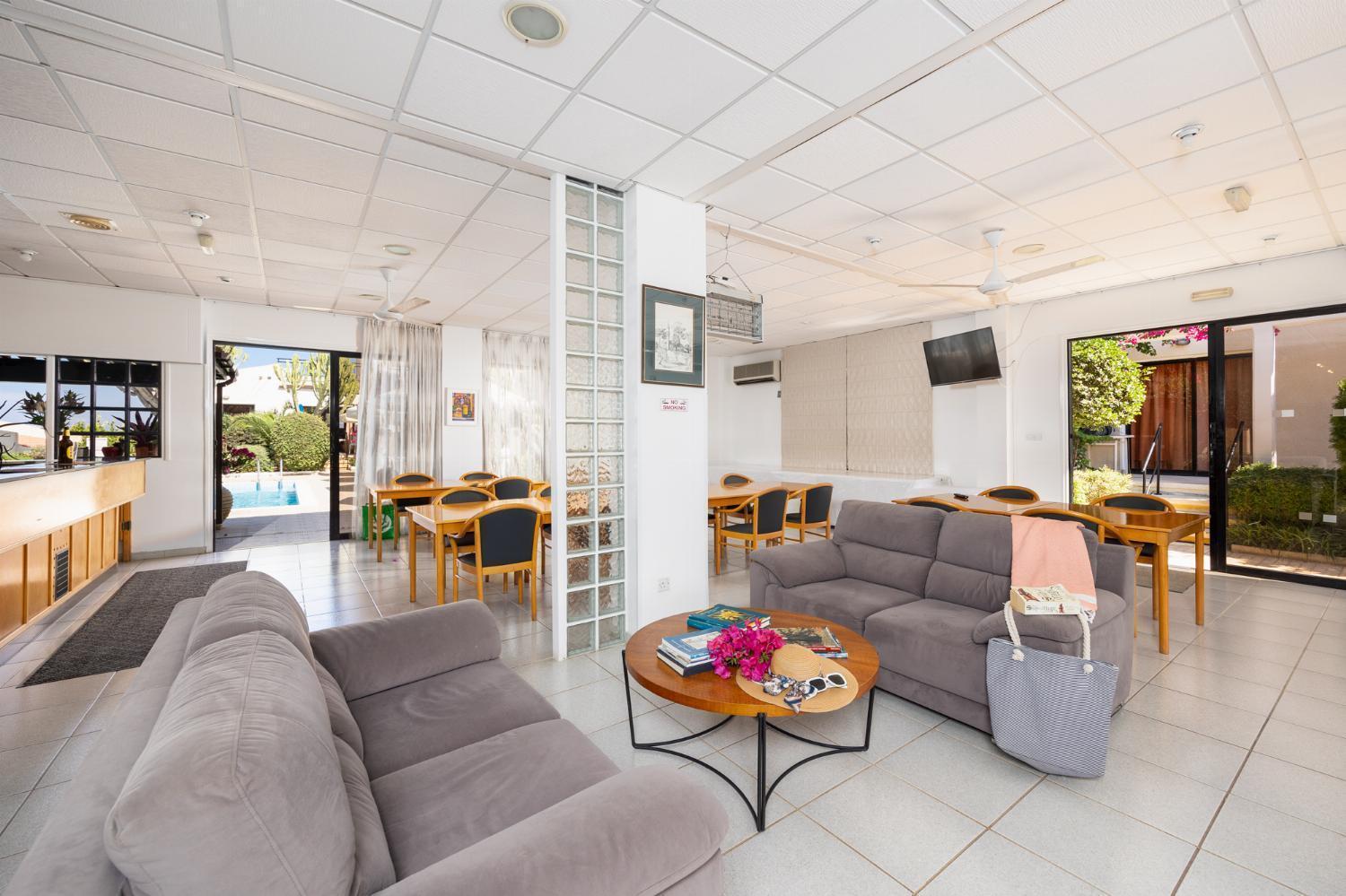 Tavros Hotel Apartments Polis Esterno foto